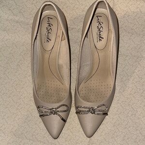 Life Stride Women's Beige Heels with Bow Accent